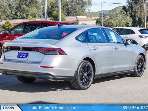 Certified 2025 Honda Accord SE image 9