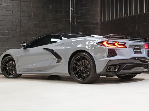 Used 2024 Chevrolet Corvette Stingray Premium Conv w/ Z51 Performance Package RWD image 80