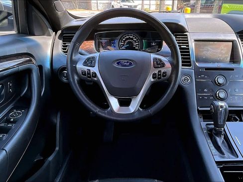 Used 2015 Ford Taurus Limited image 6