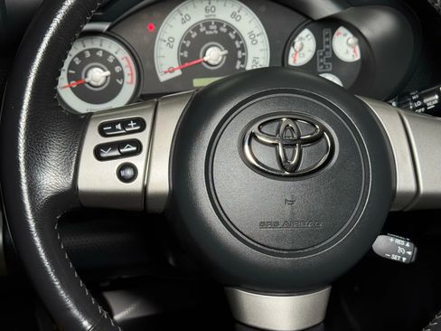 Used 2007 Toyota FJ Cruiser 4WD image 34