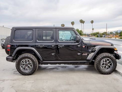 New 2026 Jeep Wrangler Unlimited Rubicon image 13