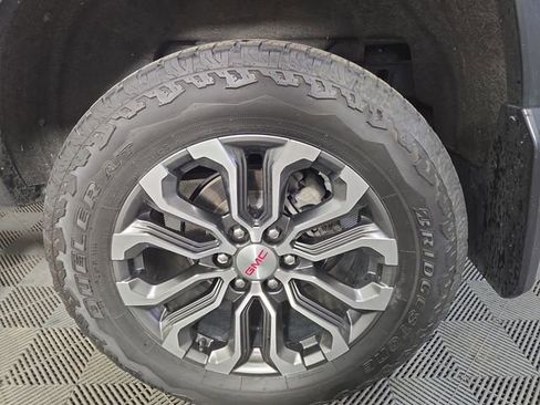 Used 2023 GMC Canyon Denali AWD/4WD image 11