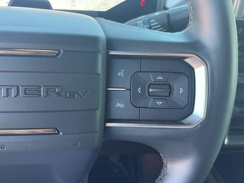 Used 2025 GMC Hummer EV 3X AWD/4WD image 17
