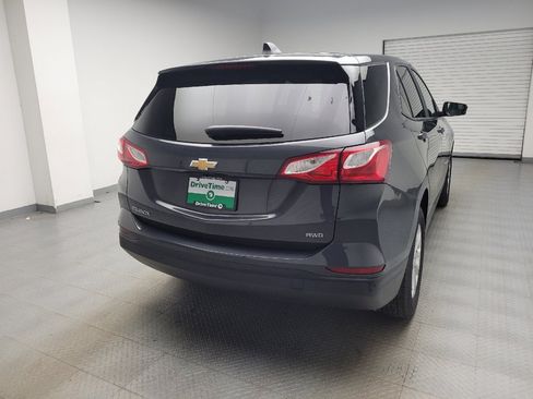 Used 2021 Chevrolet Equinox LS w/ LS Convenience Package AWD/4WD image 7