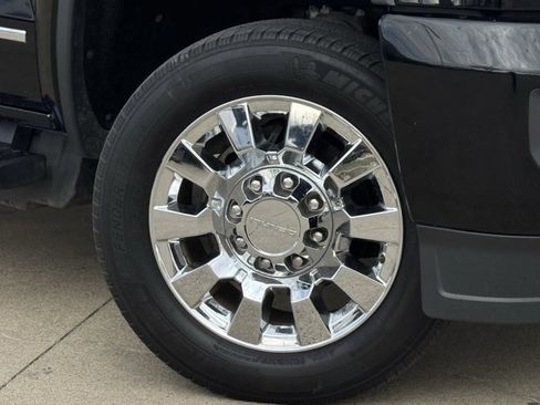 Used 2017 GMC Sierra 2500 Denali w/ Duramax Plus Package image 30