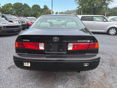 Used 2000 Toyota Camry CE w/ Value Pkg 1 FWD image 5