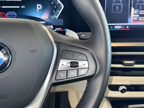 Certified 2024 BMW 330i Sedan image 22