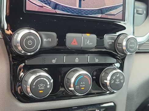 Used 2025 RAM 1500 Big Horn RWD image 26