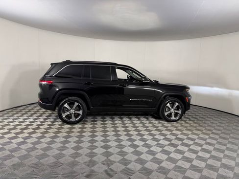 Used 2023 Jeep Grand Cherokee 4WD 4xe w/ Luxury Tech Group II image 7