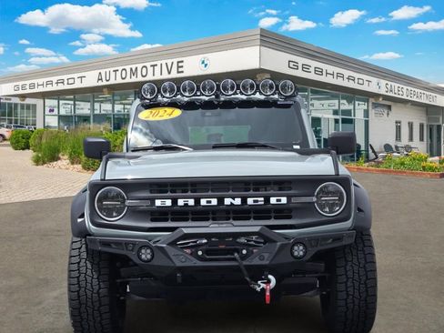 Used 2024 Ford Bronco Black Diamond AWD/4WD image 2