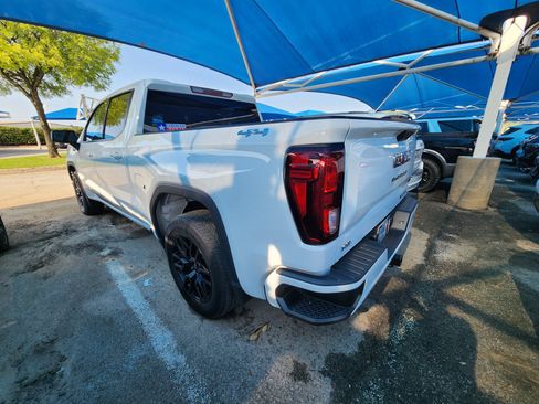 Used 2024 GMC Sierra 1500 Elevation AWD/4WD image 3