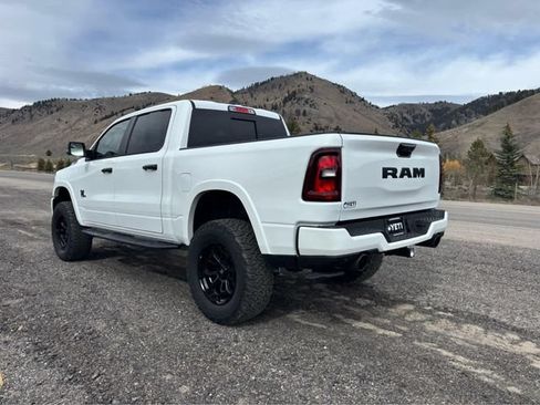 New 2025 RAM 1500 Big Horn AWD/4WD image 13