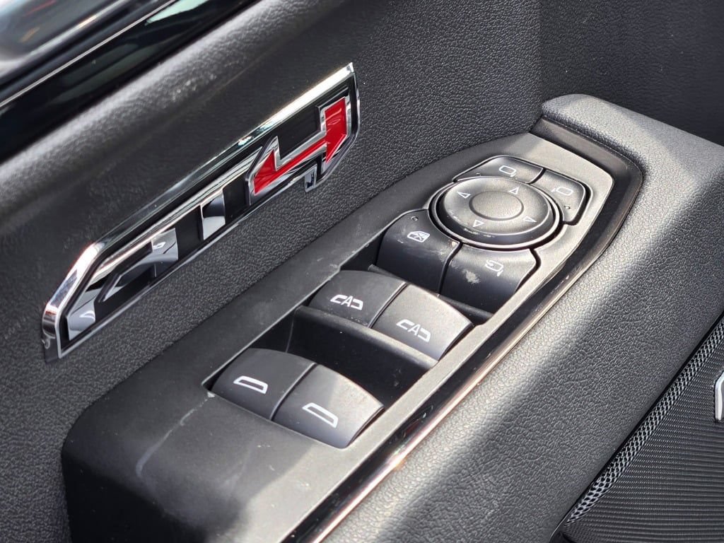 New 2026 GMC Sierra 1500 AT4 w/ AT4 Premium Package AWD/4WD image 37