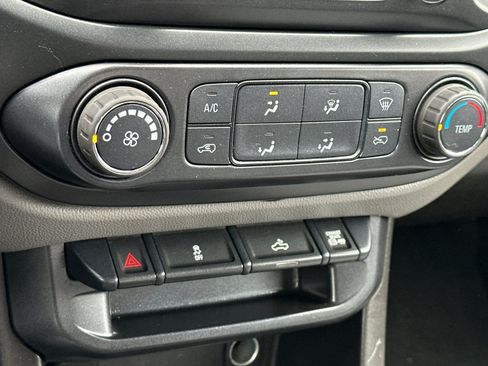 Used 2016 Chevrolet Colorado W/T w/ WT Convenience Package RWD image 21