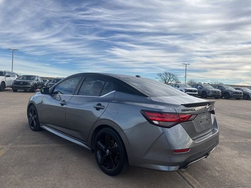 Certified 2023 Nissan Sentra SR w/ Midnight Edition Package image 5