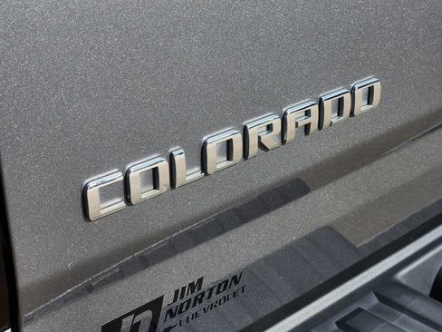 Used 2020 Chevrolet Colorado LT w/ LT Convenience Package RWD image 15