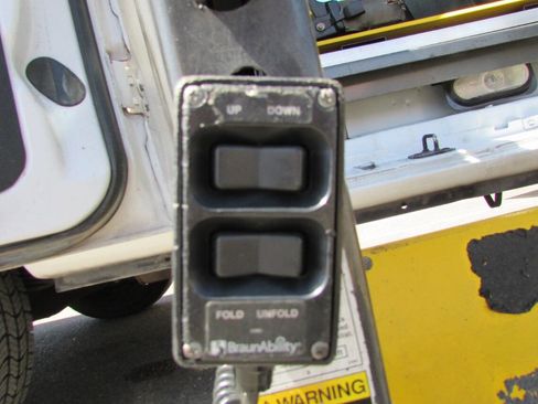 Used 2011 Ford E-350 and Econoline 350 Extended Super Duty w/ PWR Group image 42