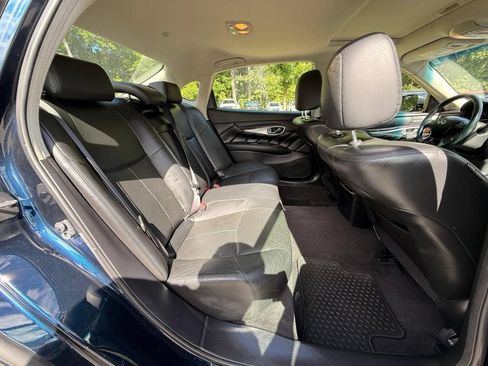 Used 2015 INFINITI Q70 L 3.7 RWD image 23