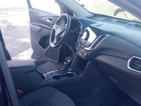 Used 2022 Chevrolet Equinox LT image 11