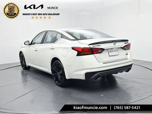 Used 2022 Nissan Altima 2.5 SR w/ Midnight Edition Package AWD/4WD image 6