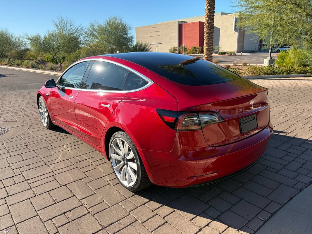 Used 2018 Tesla Model 3 Long Range RWD image 4