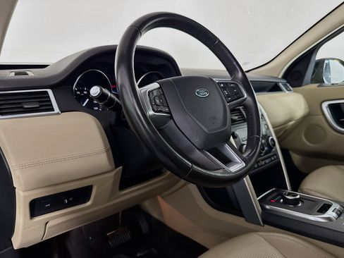 Used 2019 Land Rover Discovery Sport HSE AWD/4WD image 22