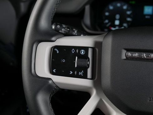 Certified 2025 Land Rover Defender 110 S AWD/4WD image 21