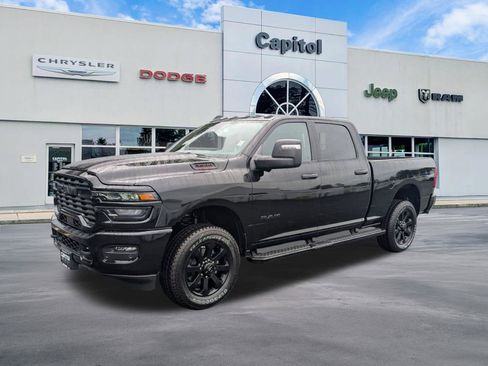 New 2026 RAM 3500 Big Horn AWD/4WD image 7