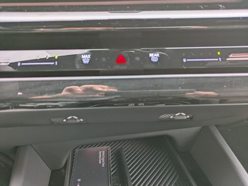 New 2026 BMW 530i xDrive w/ M Sport Package image 27