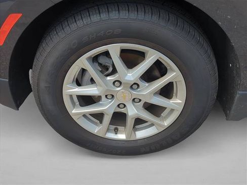 Used 2023 Chevrolet Equinox LT FWD image 25