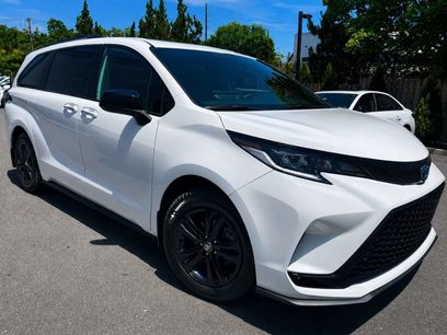 Used 2025 Toyota Sienna XSE