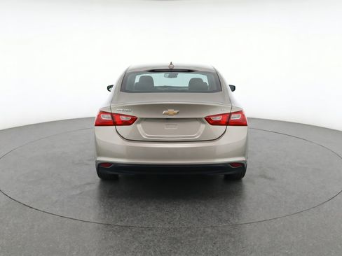 Used 2024 Chevrolet Malibu LT FWD image 7