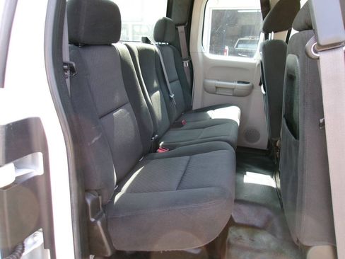 Used 2011 Chevrolet Silverado 2500 W/T AWD/4WD image 10