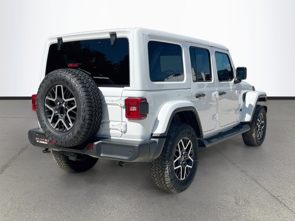New 2027 Jeep Wrangler Unlimited Sahara AWD/4WD image 7