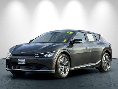 Certified 2023 Kia EV6 Light image 8