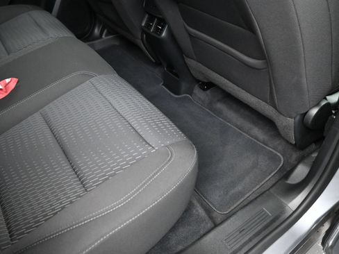 Used 2025 Chevrolet Equinox LT FWD image 22