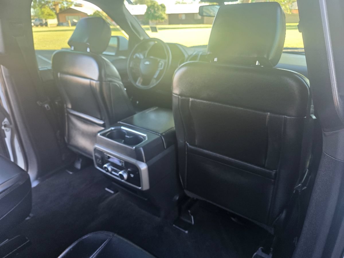 Used 2020 Ford Expedition XLT w/ Equipment Group 202A RWD image 32