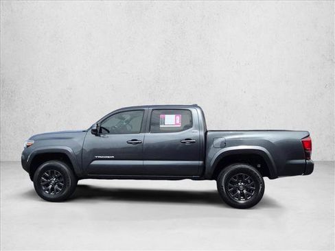 Used 2023 Toyota Tacoma SR5 w/ Technology Package AWD/4WD image 9