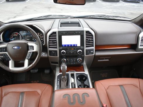 Used 2020 Ford F150 King Ranch image 11