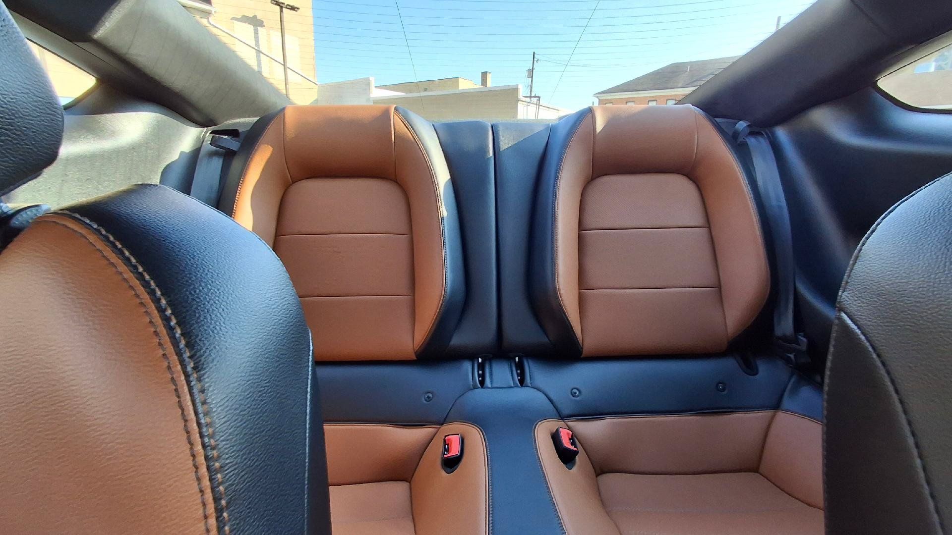 Used 2019 Ford Mustang GT Premium RWD image 12