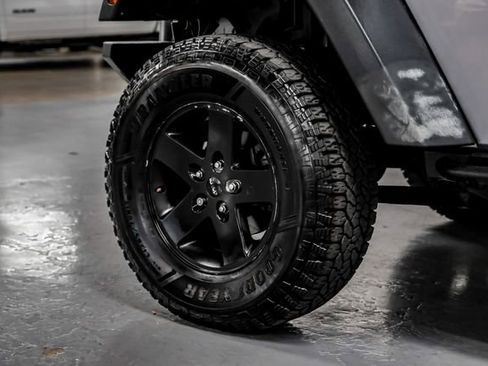 Used 2015 Jeep Wrangler Unlimited Sport w/ Quick Order Package 24S AWD/4WD image 70