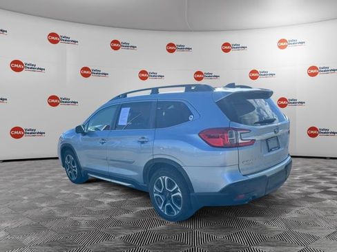 Used 2023 Subaru Ascent Limited w/ Technology Package AWD/4WD image 5