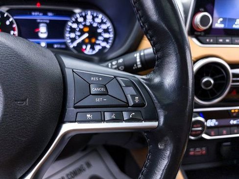 Used 2022 Nissan Sentra SV w/ SV Premium Package image 28