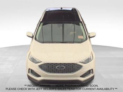 Used 2024 Ford Edge SEL w/ Convenience Package