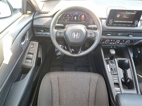 Used 2023 Honda Accord EX image 11