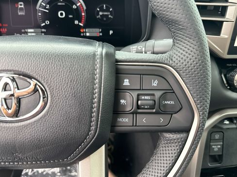 New 2026 Toyota Tundra Limited AWD/4WD image 22