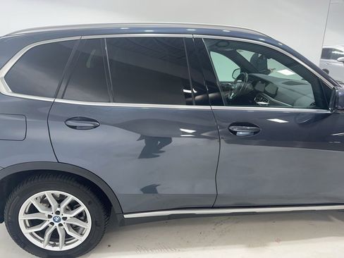 Used 2022 BMW X5 xDrive45e image 10