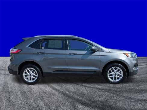 Certified 2024 Ford Edge SEL w/ Convenience Package AWD/4WD image 3