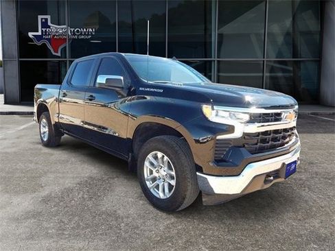 Used 2024 Chevrolet Silverado 1500 LT image 1