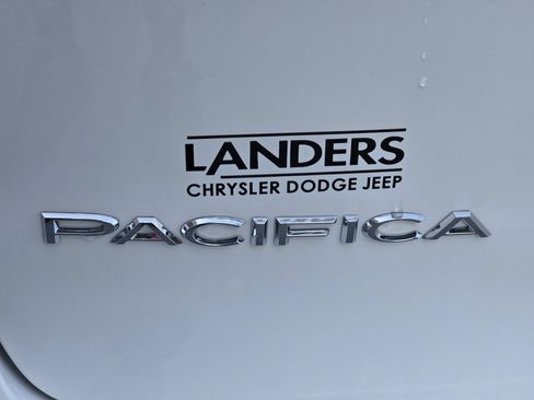 New 2027 Chrysler Pacifica LX FWD image 35
